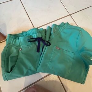 Figs- surgical green- Medium Top and Medium Jogger- mid rise